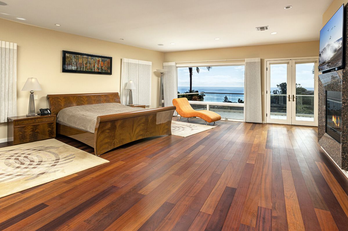 Avenida Chamnez Residence in La Jolla 10