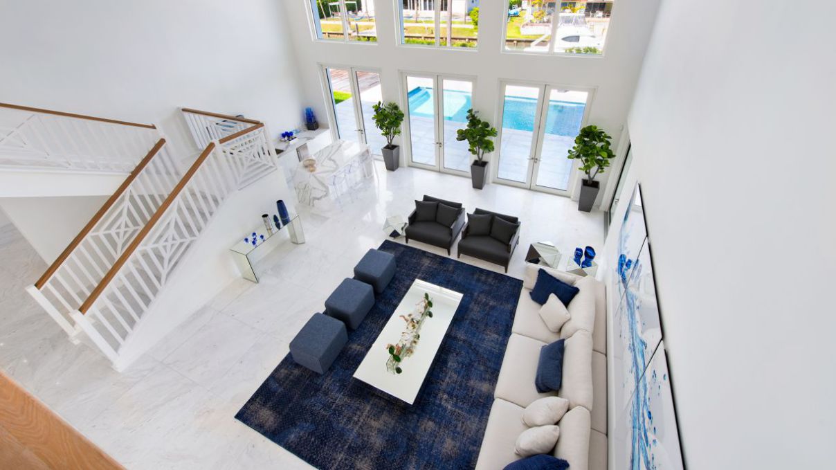 Fabulous Buttonwood Modern Waterfront Home in Miami 15