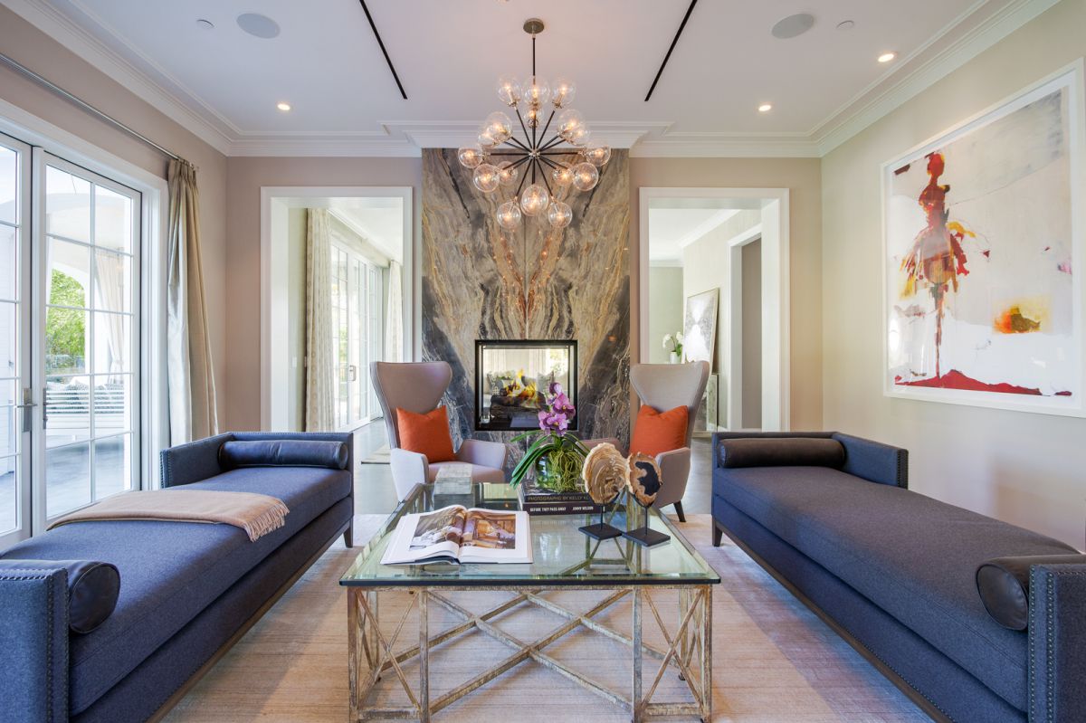 Brentwood Park Traditional Home in Los Angeles 22