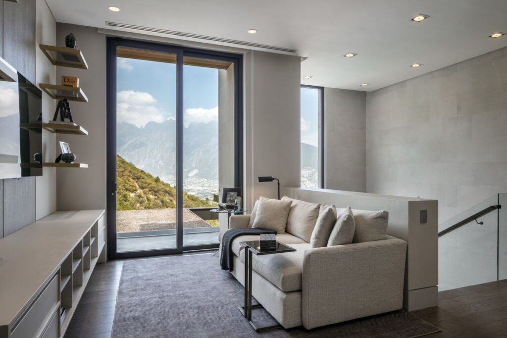 Casa LV House in Austin, Texas by Bernardo Pozas Residential Design