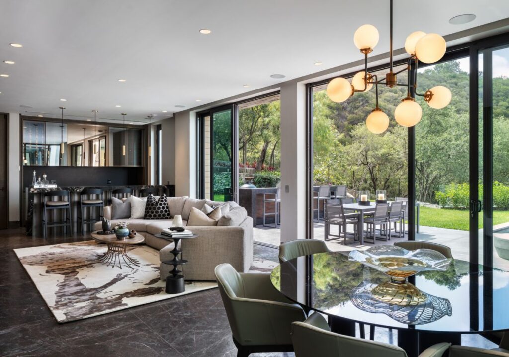 Casa LV House in Austin, Texas by Bernardo Pozas Residential Design