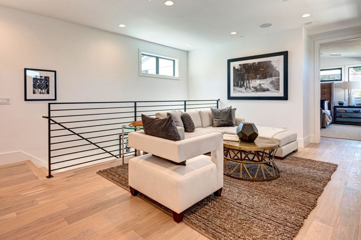 Inglewood Residence in Los Angeles for Sale 13