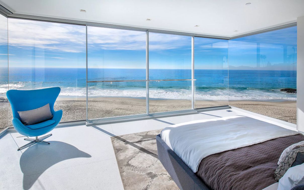 Laguna Beach House in California by Morris Skenderian Associates 12