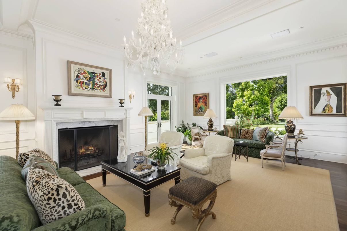 Los Angeles Mansion in Lower Bel Airs Best Location 29
