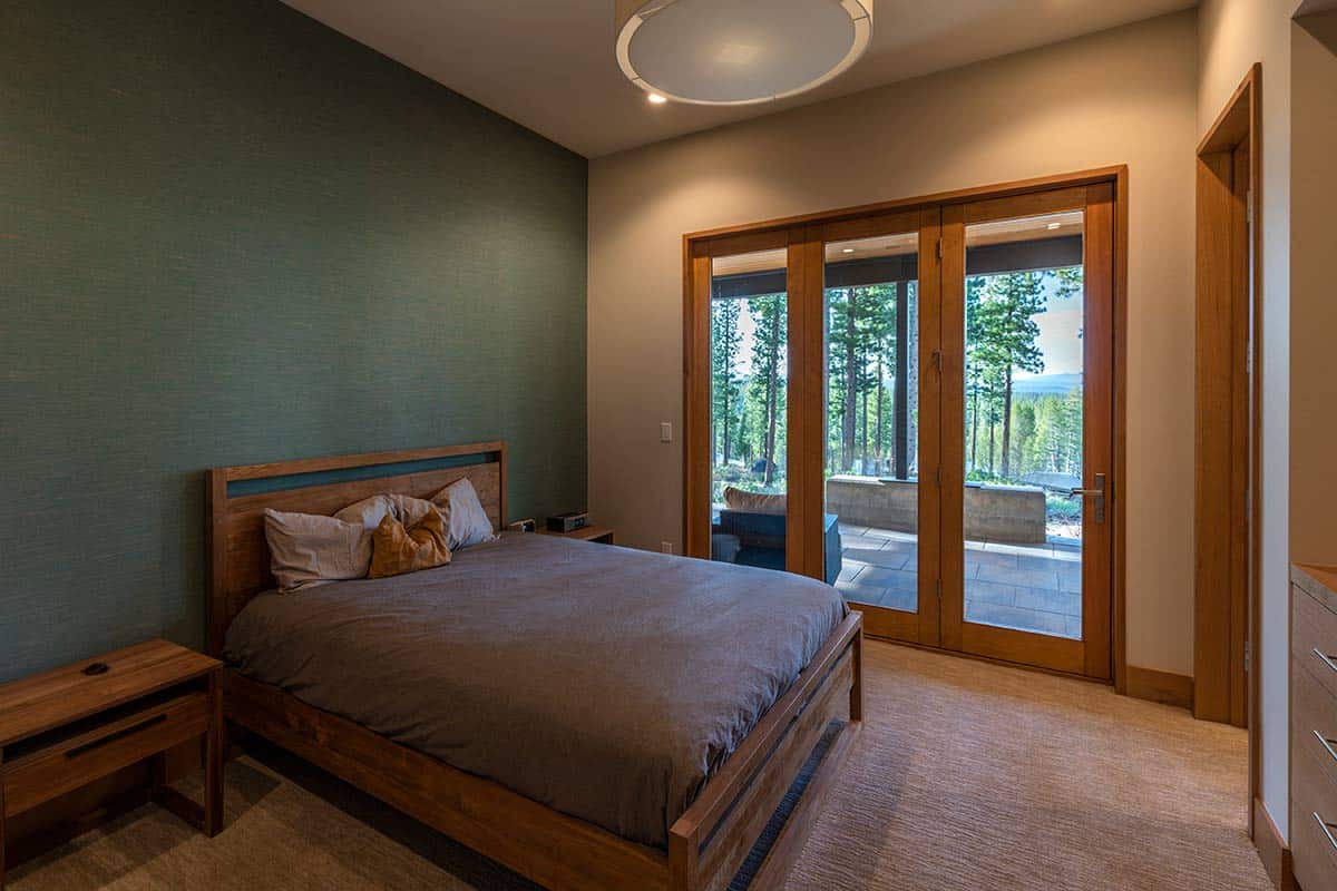 Martis Camp Mountain Home Lot 517 by Kelly and Stone Architects 16
