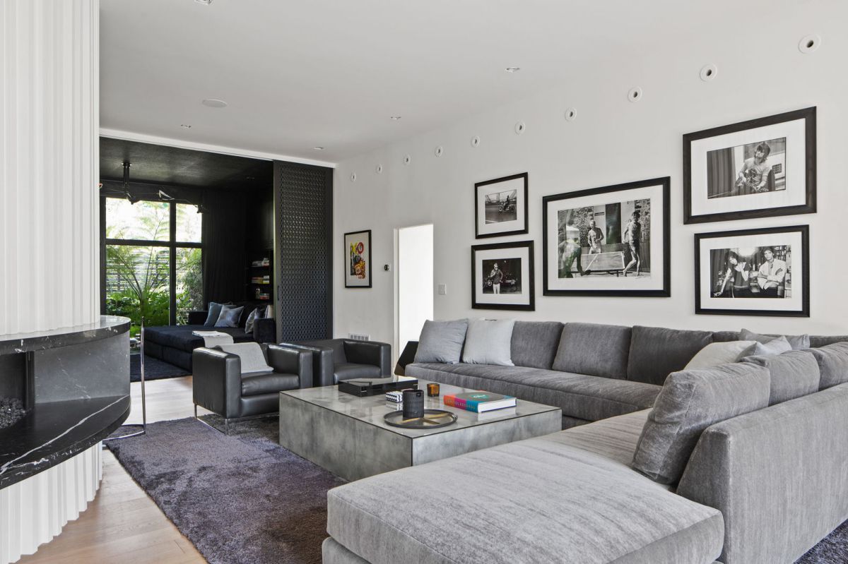 Perfect Beverly Hills Mid Century Modern Home 24