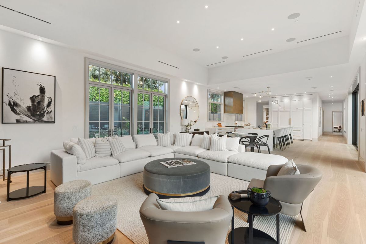 Sophisticated Pacific Palisades New Masterpiece for Sale 15