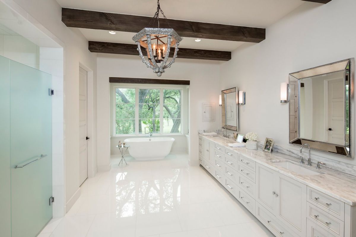 Transitional Texas Residence in Austin by Cornerstone Architects 2