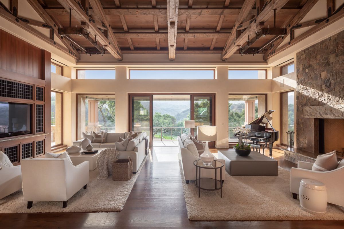 Unrivaled Silicon Valley Hilltop Estate returns Market 13
