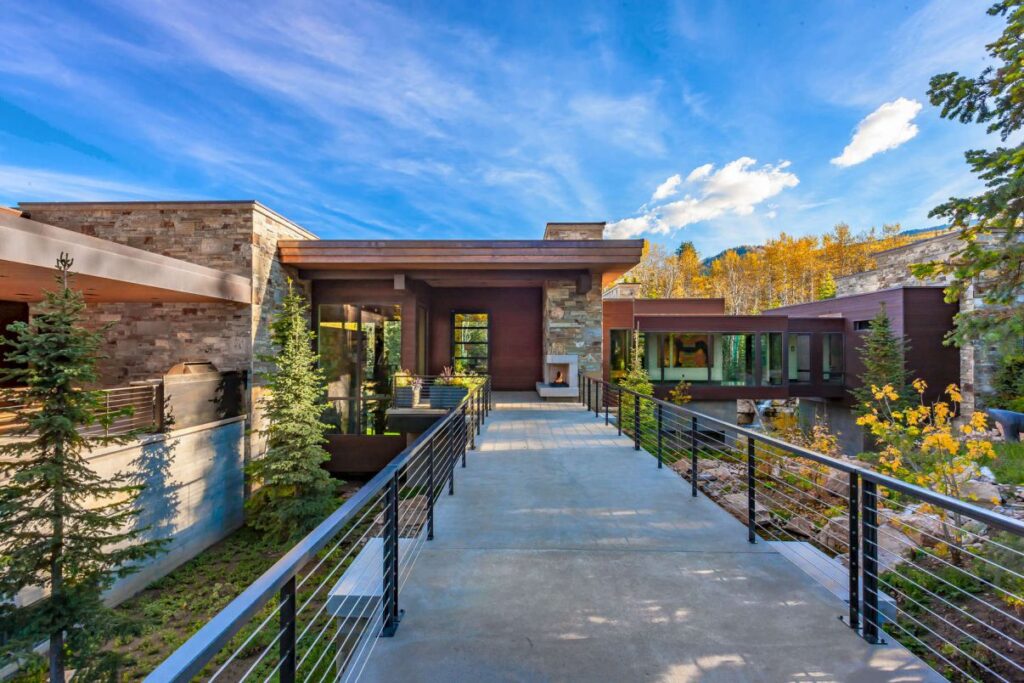 White Pine Canyon Home in Park City by Upwall Design Architects