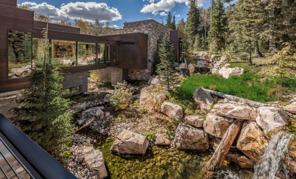 White Pine Canyon Home in Park City by Upwall Design Architects