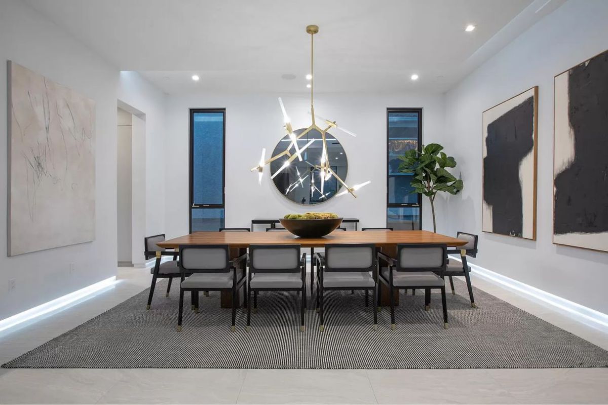 Curated visual reference: Fresh Look at Impeccably Modern Manhattan Beach Home For Sale At 5 995