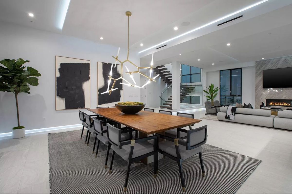 Photo inspiration: Visual Reference: Impeccably Modern Manhattan Beach Home For Sale At 5 995