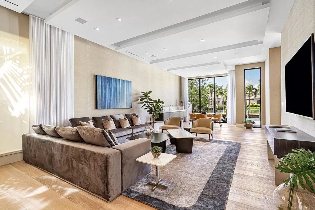 Italian-inspired Waterfront Home in Boca Raton for Sale