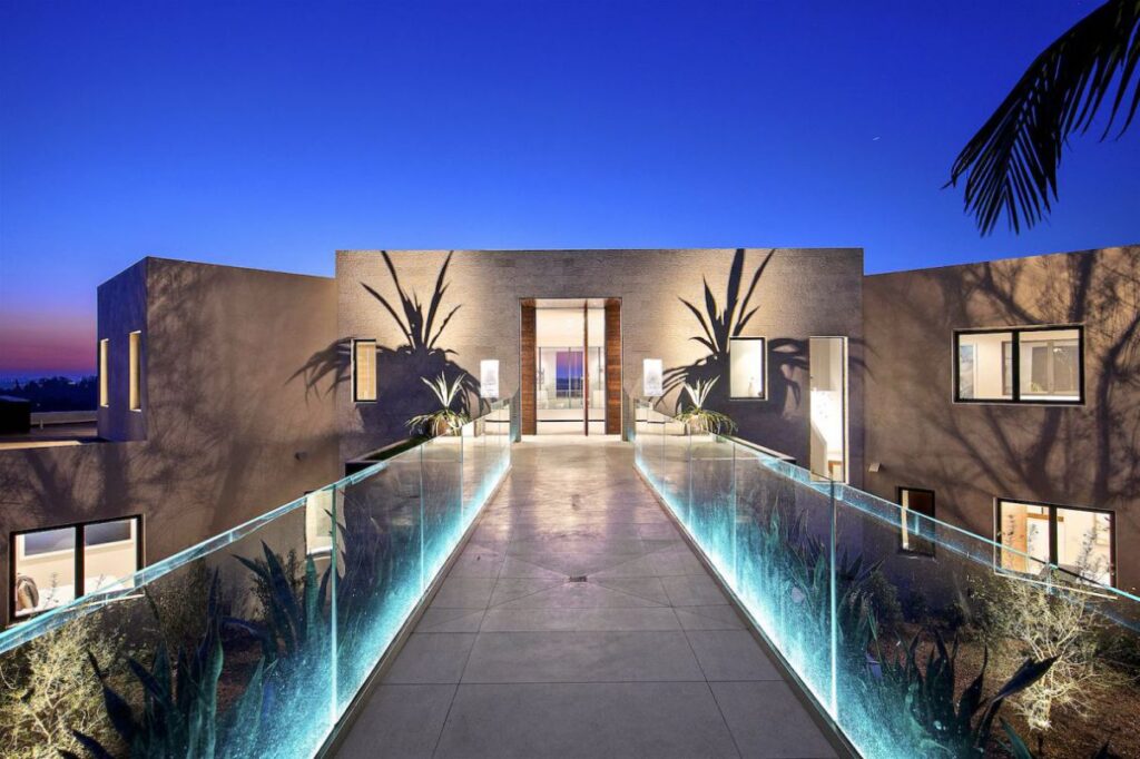 Outstanding Brand New Rancho Santa Fe House for Sale
