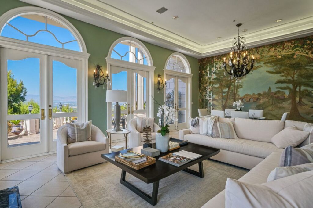 Stunning Italian inspired Encino Home for Sale 13