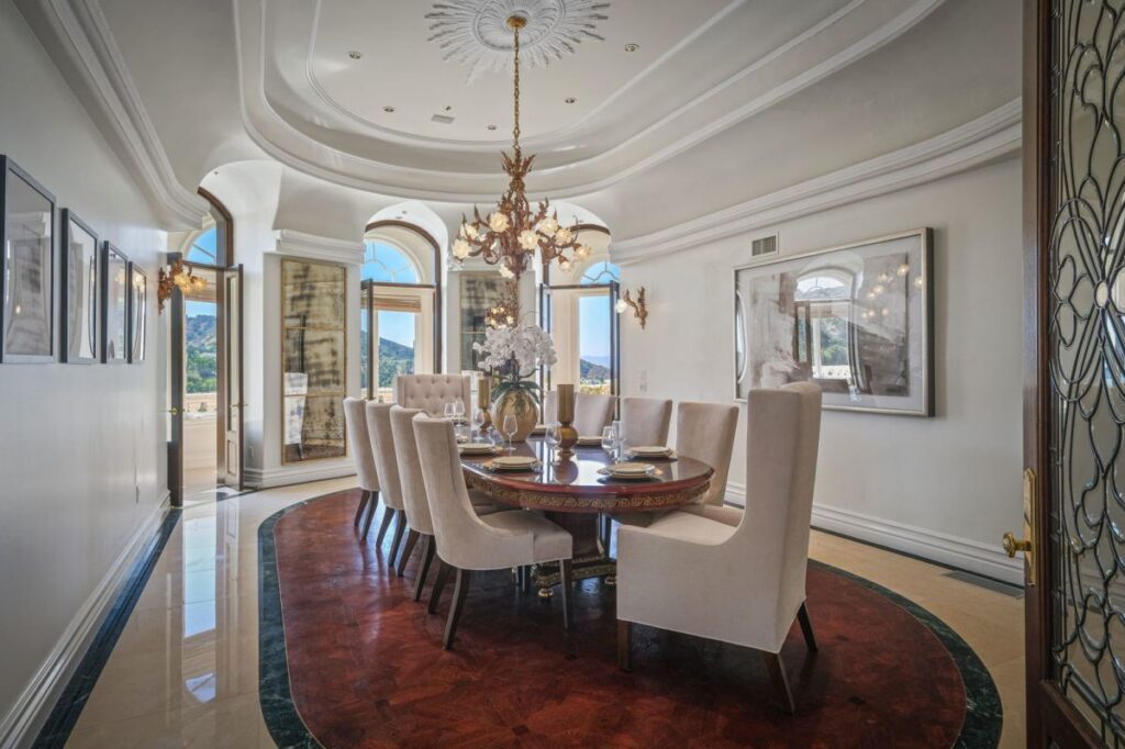 Stunning Italian inspired Encino Home for Sale 14