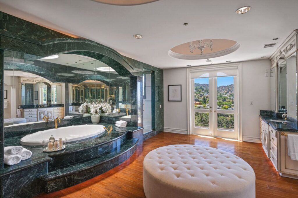 Stunning Italian inspired Encino Home for Sale 20