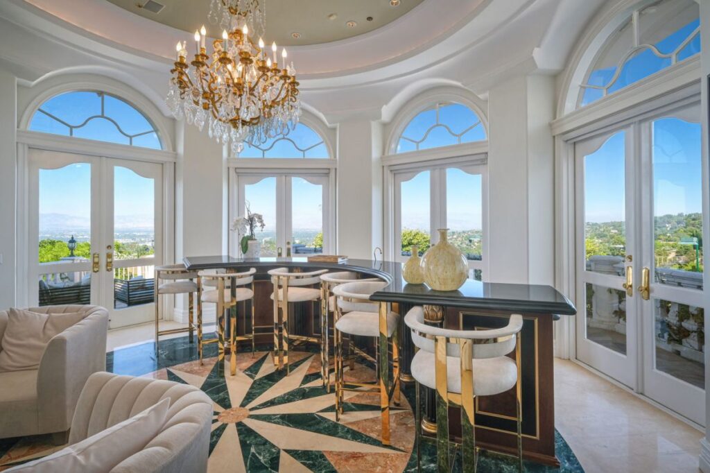 Stunning Italian inspired Encino Home for Sale 8