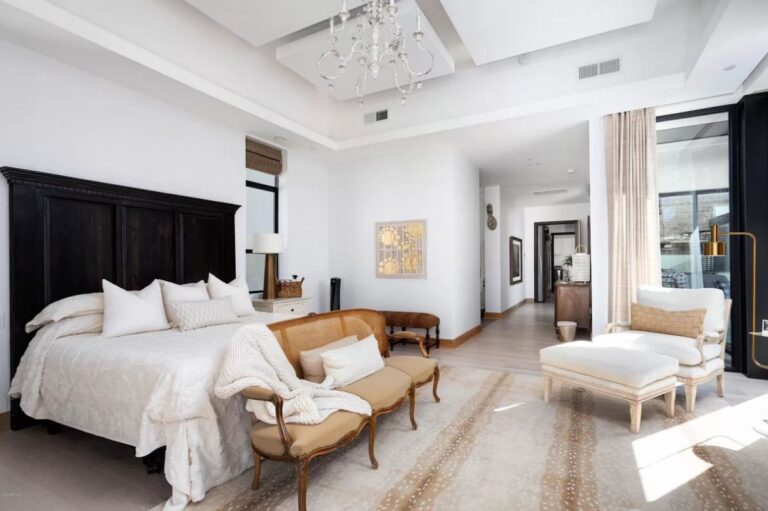 A Gorgeous Modern Paradise Valley Home for Sale at $4,850,000 | Luxury ...