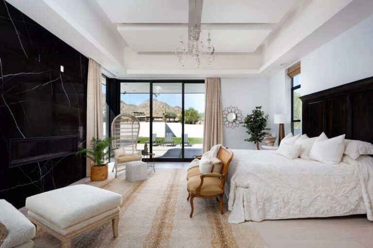 A Gorgeous Modern Paradise Valley Home for Sale at $4,850,000 | Luxury ...