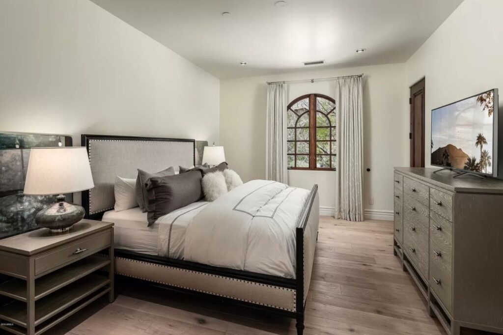 Scottsdale Home for Sale at $7,500,000 offers Mountain and City views
