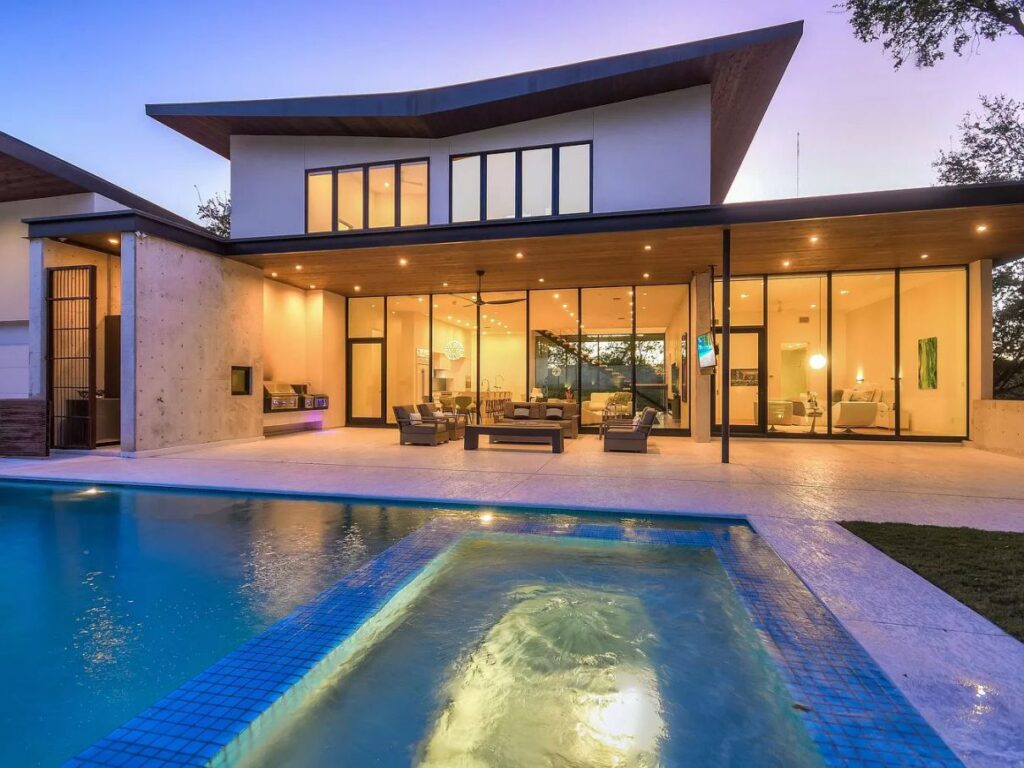 A Spectacular Architectural Home for Sale in Austin