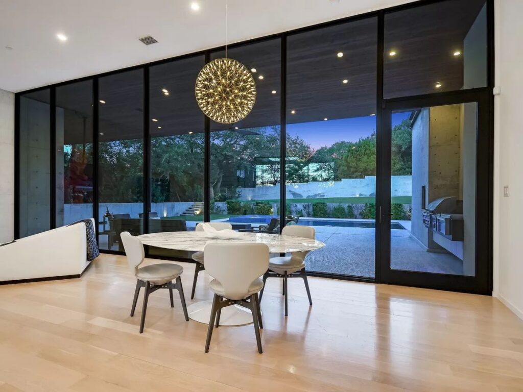 A Spectacular Architectural Home for Sale in Austin