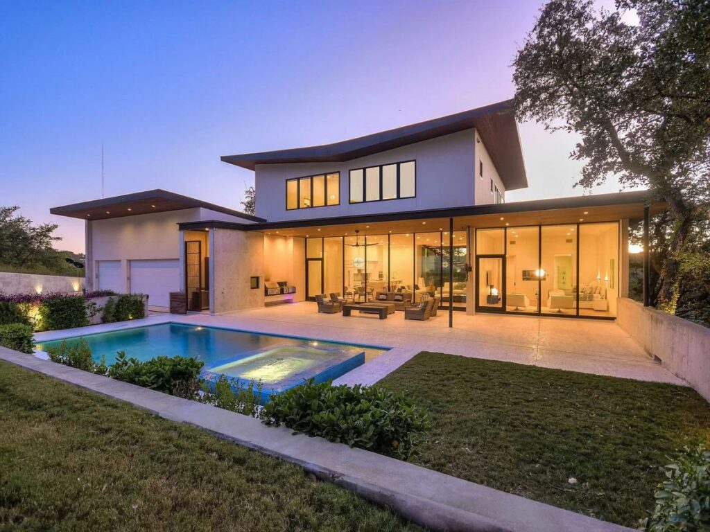 A Spectacular Architectural Home for Sale in Austin