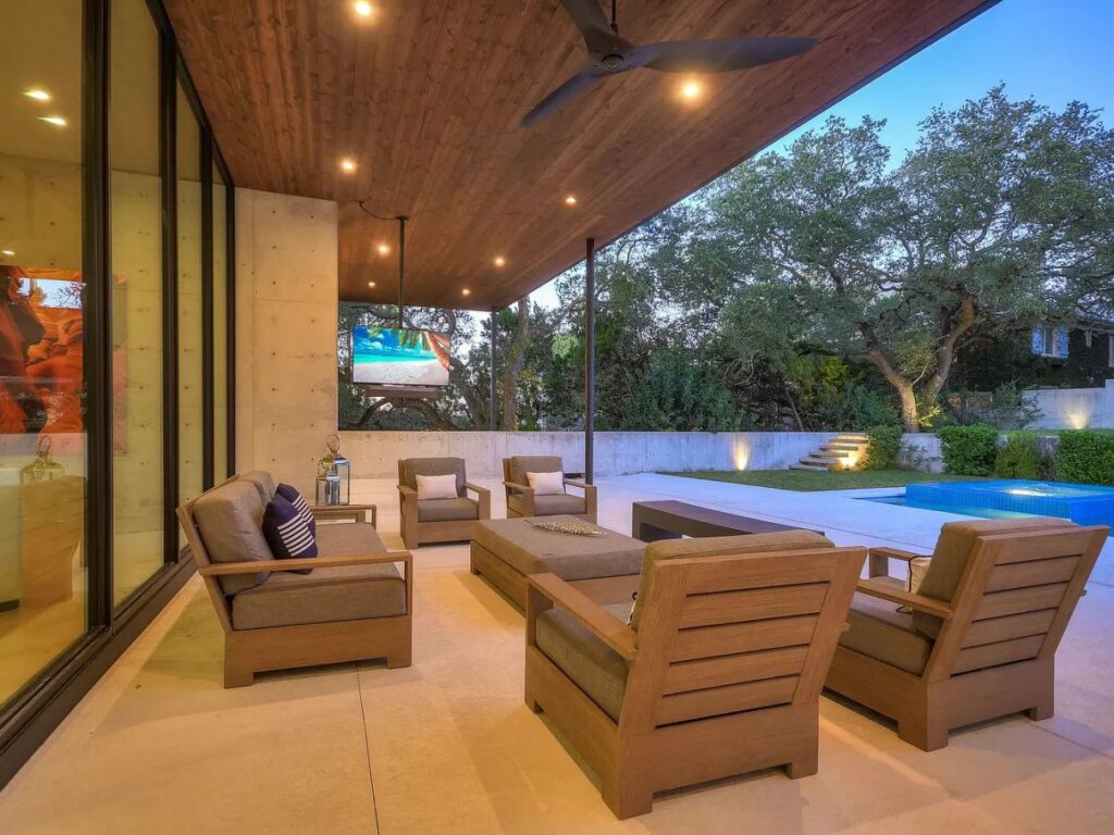 A Spectacular Architectural Home for Sale in Austin