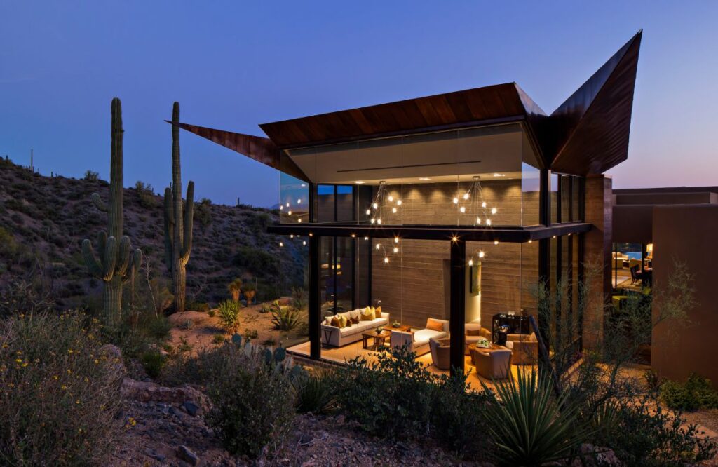 Hawks Nest Contemporary Home in Arizona by Shelby Wilson