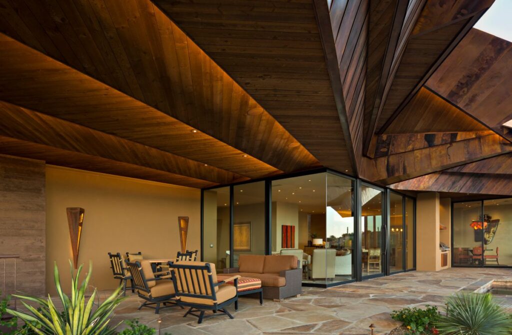 Hawks Nest Contemporary Home in Arizona by Shelby Wilson