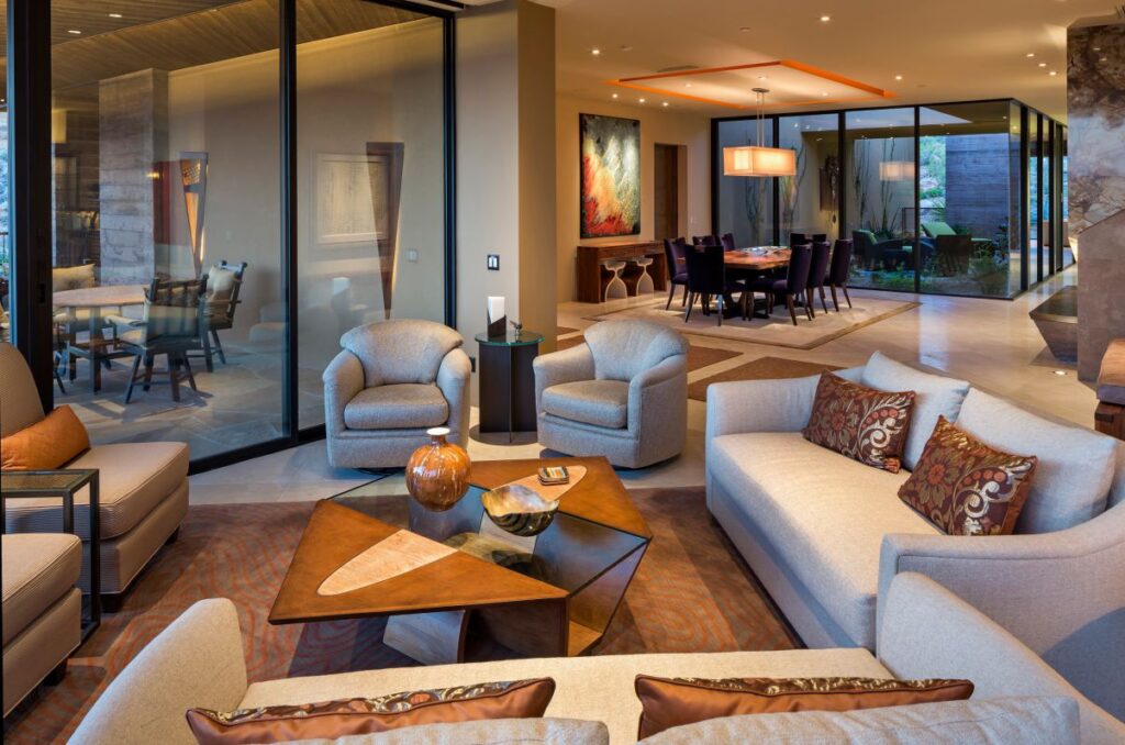 Hawks Nest Contemporary Home in Arizona by Shelby Wilson