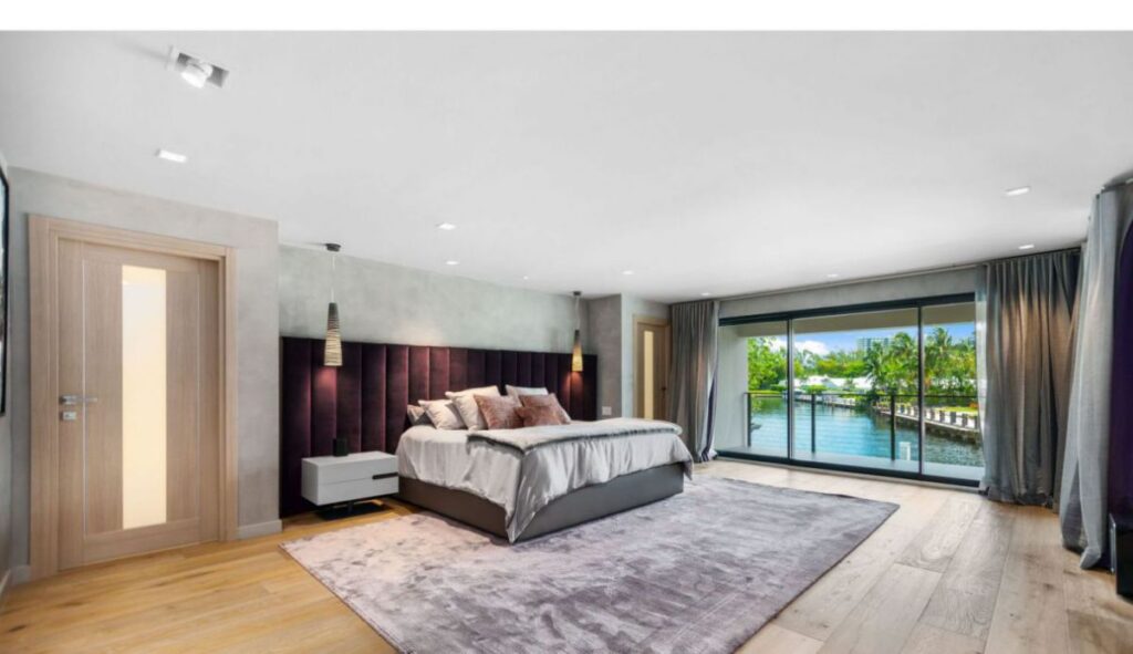 Inside A $7,950,000 Entertaining Modern Home for Sale in Fort Lauderdale 