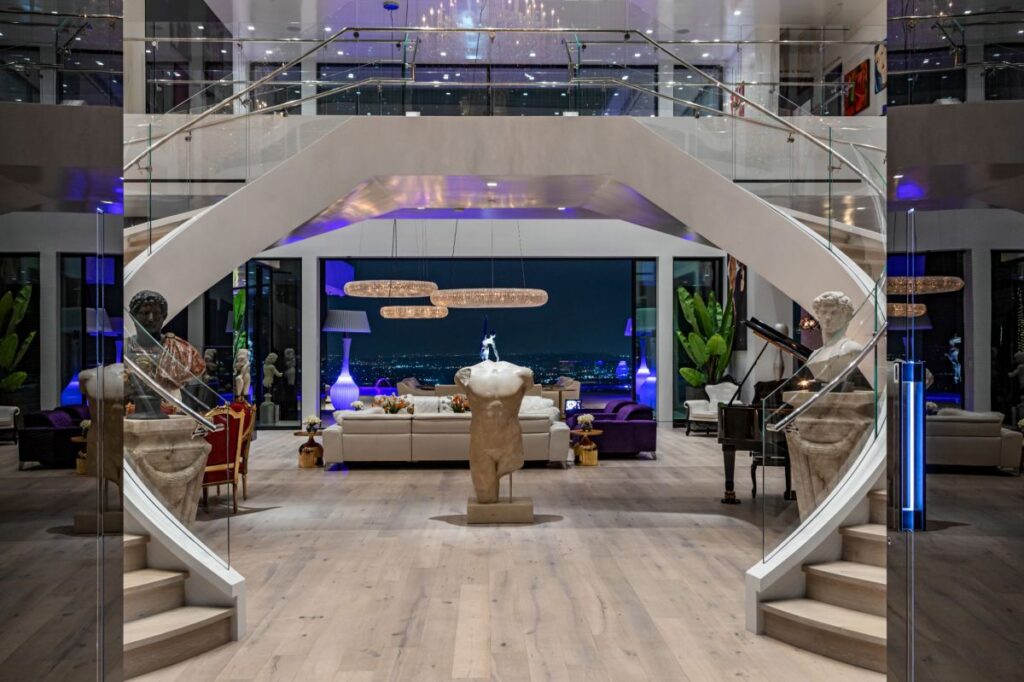 New Mansion in The Best Location Los Angeles Hits Market