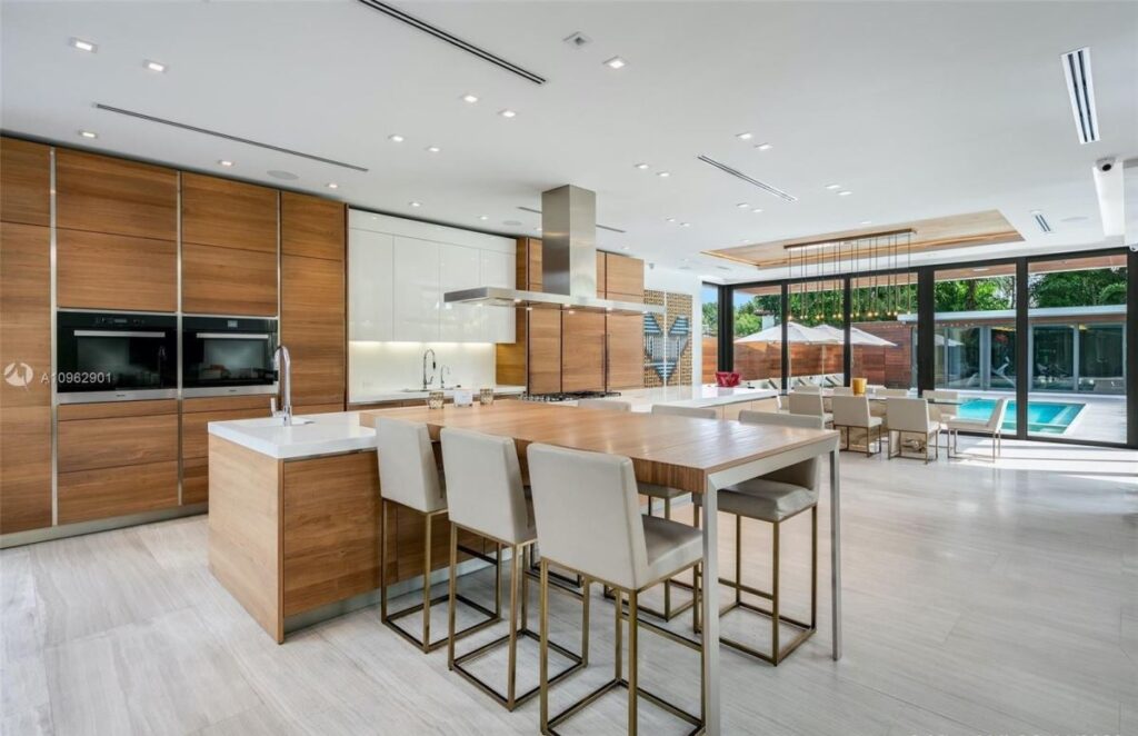 Perfectly Designed Modern Home in Miami Beach