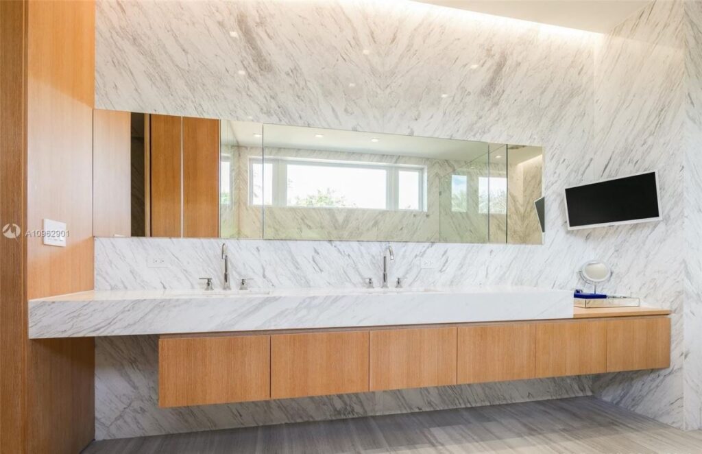 Perfectly Designed Modern Home in Miami Beach