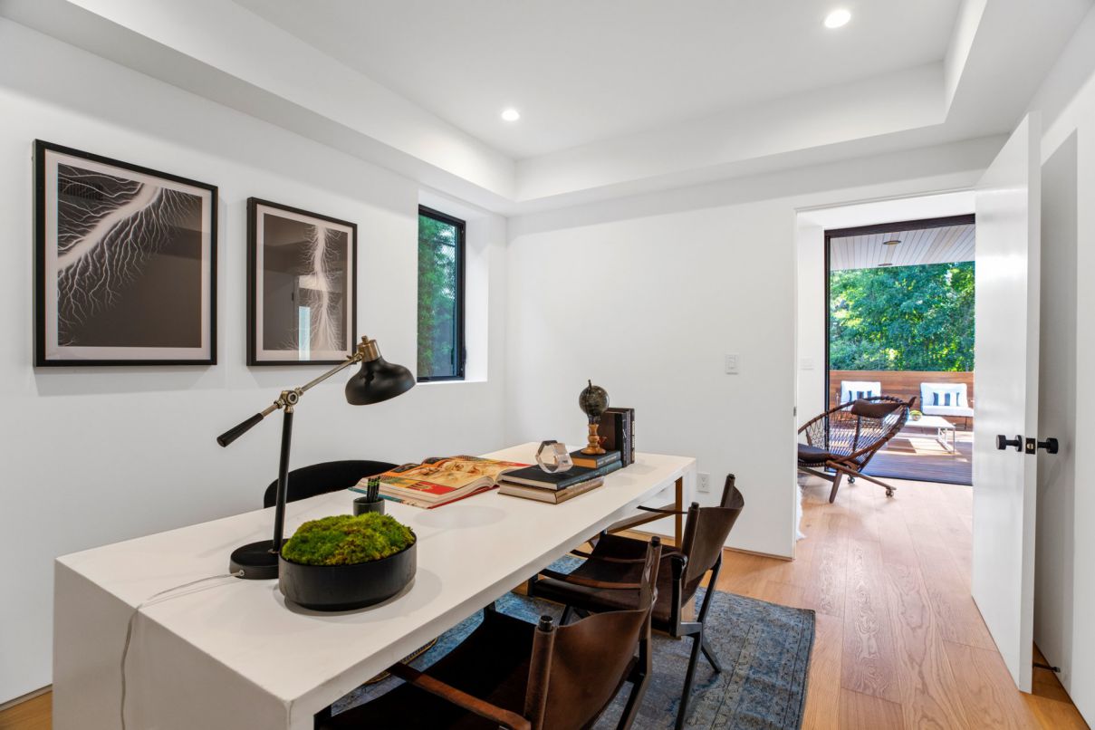 Stunning New Modern House in Pacific Palisades for Sale at $3,795,000 ...