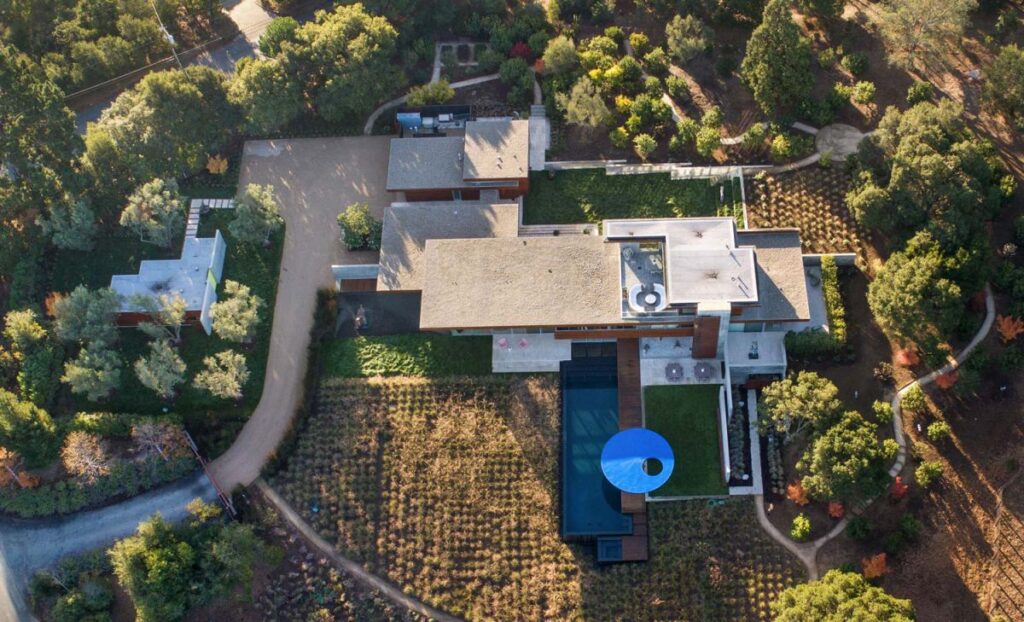 A $33,000,000 California Masterpiece offers Dramatic Architecture