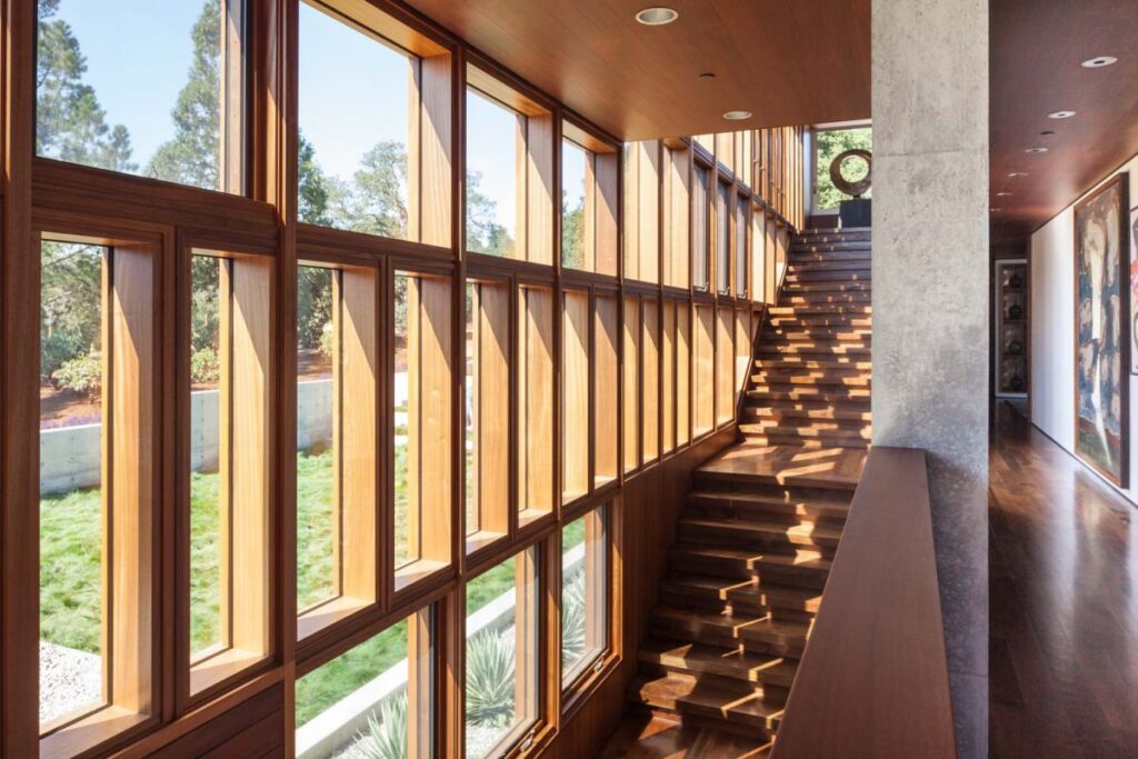 A $33,000,000 California Masterpiece offers Dramatic Architecture