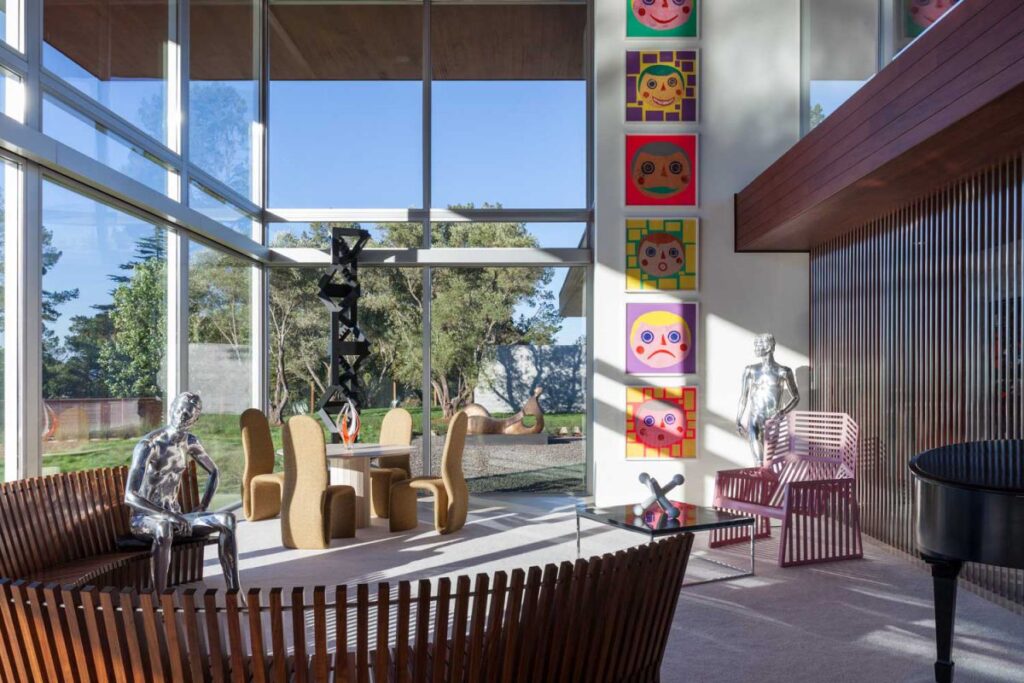 A $33,000,000 California Masterpiece offers Dramatic Architecture