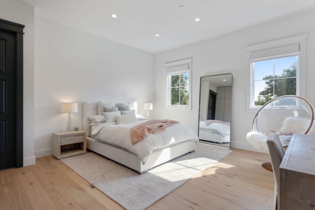 A $8,795,000 Royal Oaks Home for Sale featuring the Sophistication