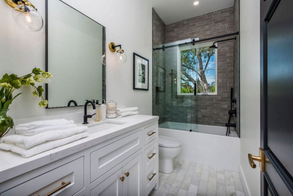 A $8,795,000 Royal Oaks Home for Sale featuring the Sophistication