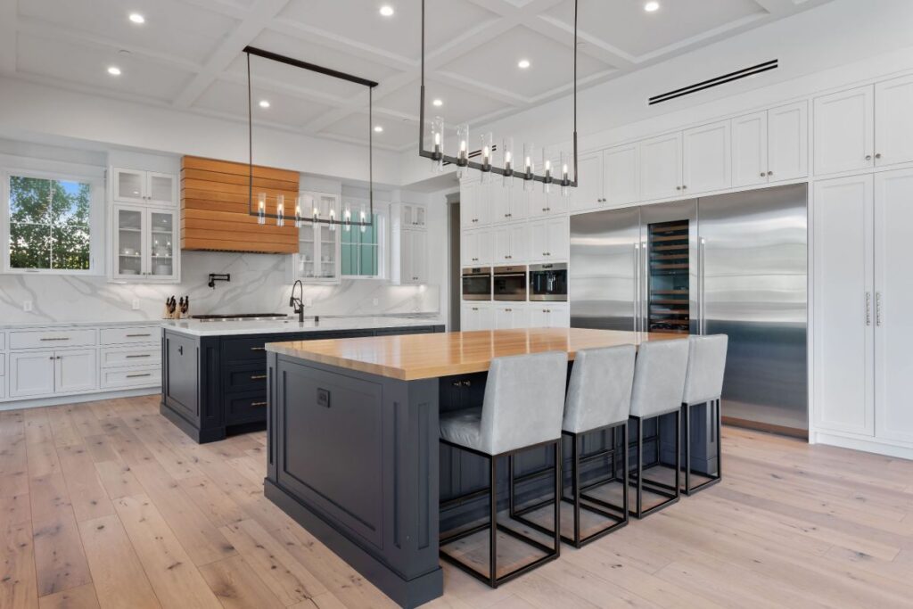 A $8,795,000 Royal Oaks Home for Sale featuring the Sophistication