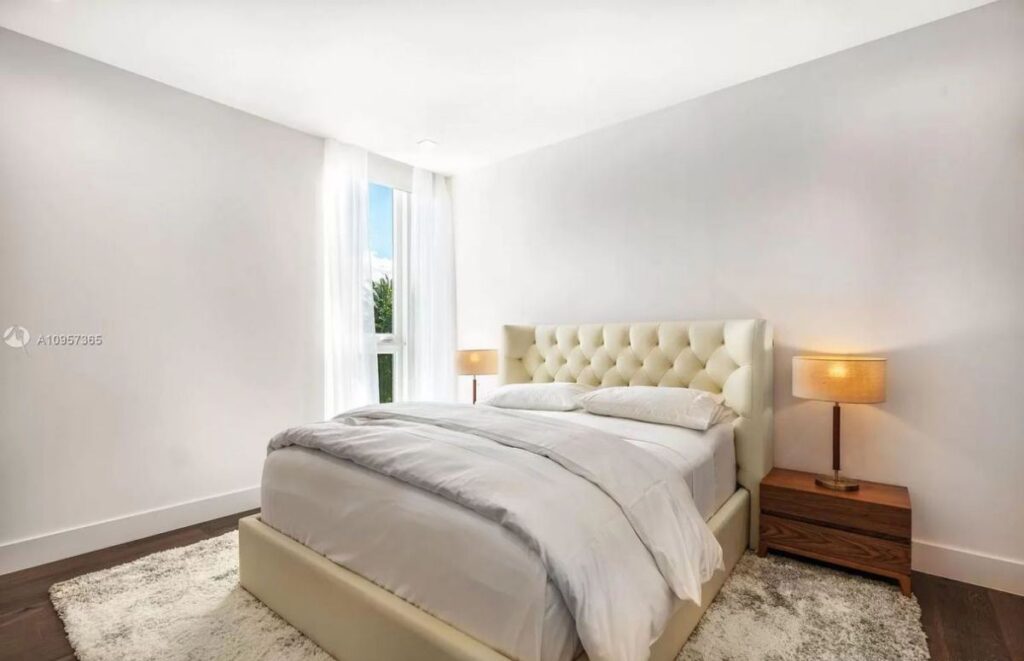 A Brand New Modern Home in Key Biscayne hits Market for $4,690,000