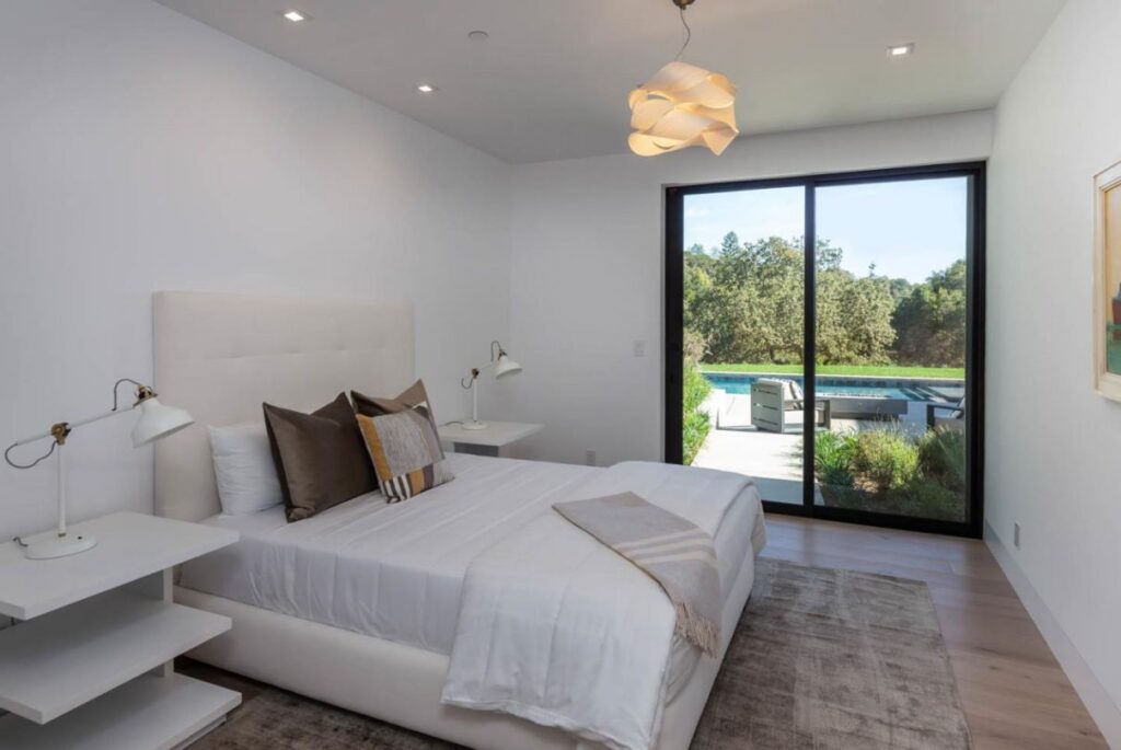 A Newly Sleek California Home in Woodside Asking for $15,500,000