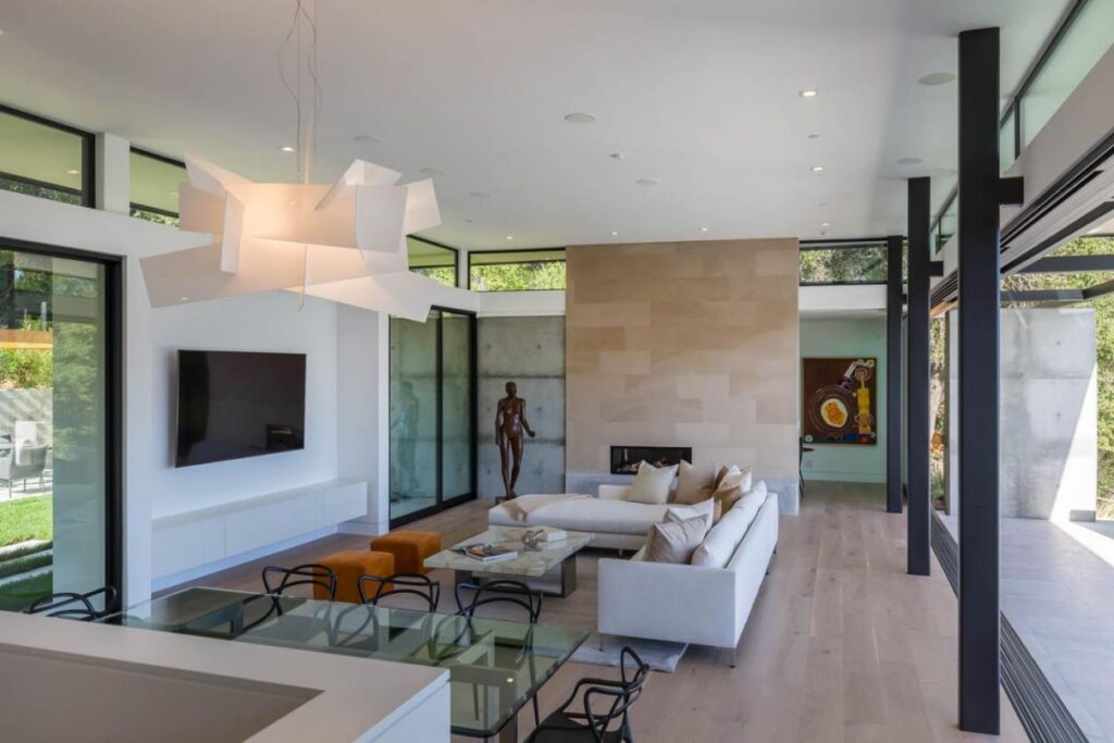 A Newly Sleek California Home in Woodside Asking for $15,500,000