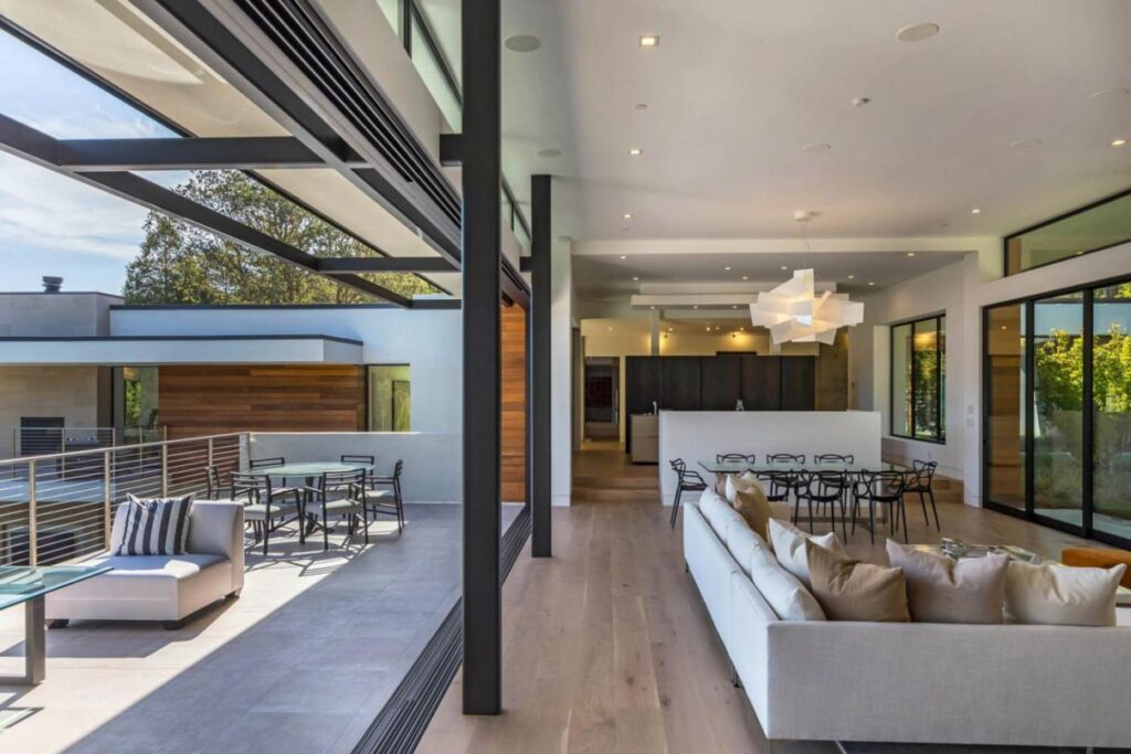 A Newly Sleek California Home in Woodside Asking for $15,500,000