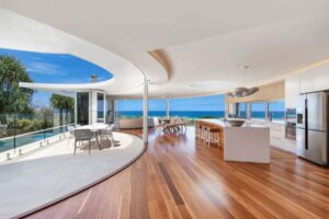 A Sensational Absolute Beachfront Home by Chris Clout Design 6