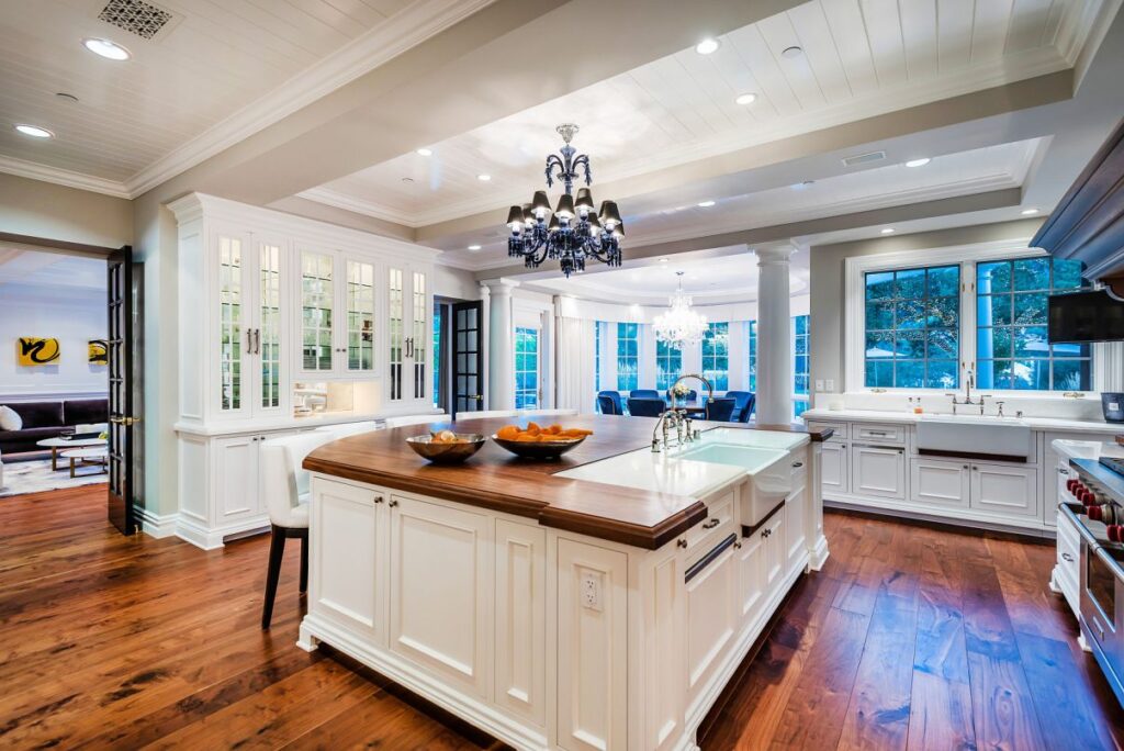 The Hamptons Style House is a Epic custom landmark estate with complete privacy and unobstructed fairway, lakes and mountain views now available for sale. This home located at 224 W Stafford Rd, Thousand Oaks, California; offering 5 bedrooms and 8 bathrooms with over 10,700 square feet of living spaces.
